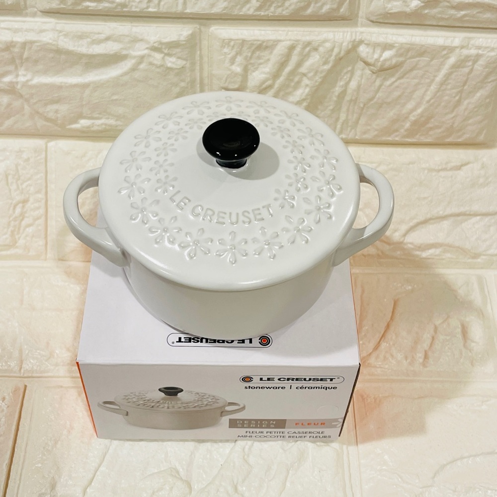 Le Creuset Fleur Mini Cocotte